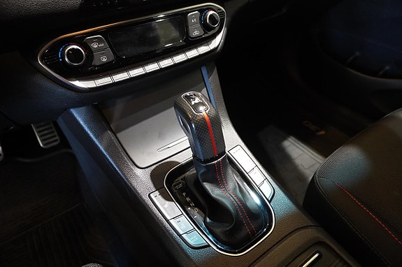 Hyundai i30 14 of 17