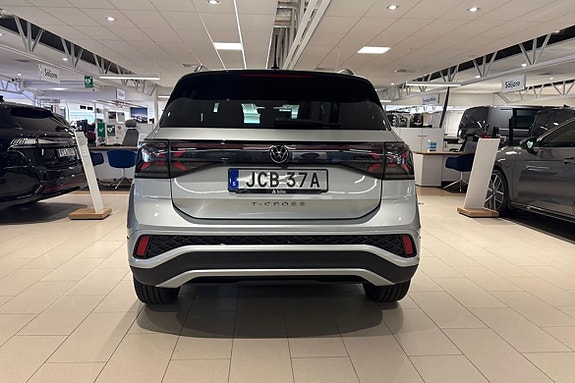Volkswagen T-Cross 4 of 15