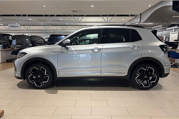 Volkswagen T-Cross 3 of 15