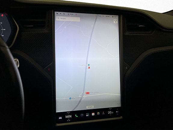 Tesla Model S 21 of 30