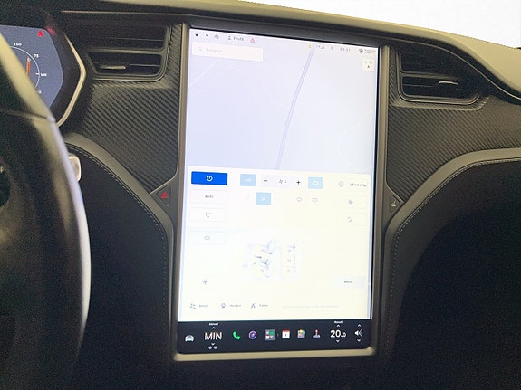 Tesla Model S 29 of 30