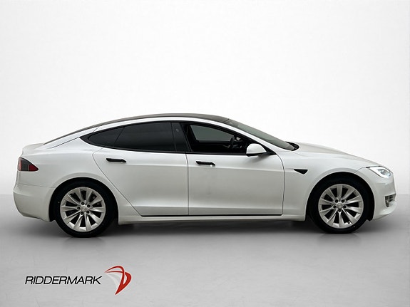 Tesla Model S 10 of 30