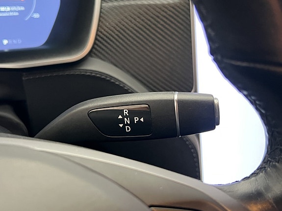 Tesla Model S 20 of 30