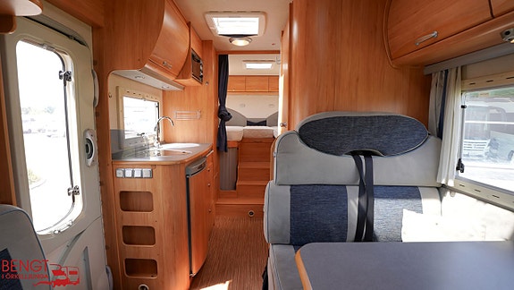 Adria Izola 697 SL | Långbäddar | Renoveringsobjekt 8 of 21