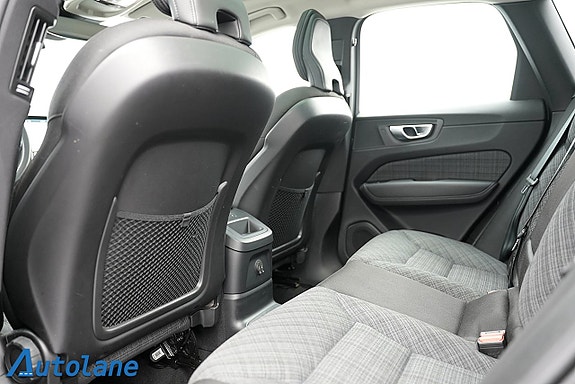 Volvo XC60 25 of 30