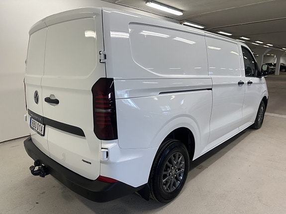 Volkswagen Transporter 3 of 5