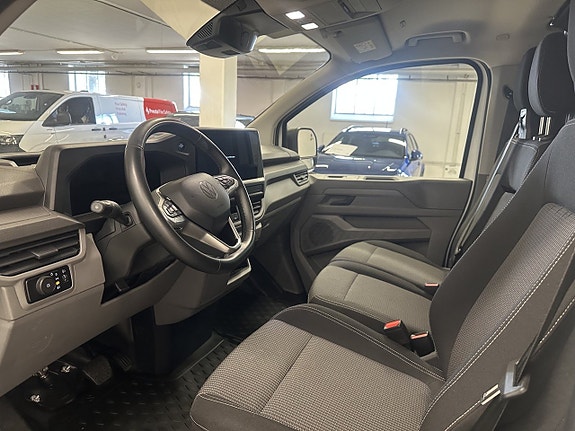 Volkswagen Transporter 8 of 17