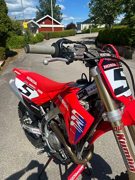 Honda CRF250R 7 of 9