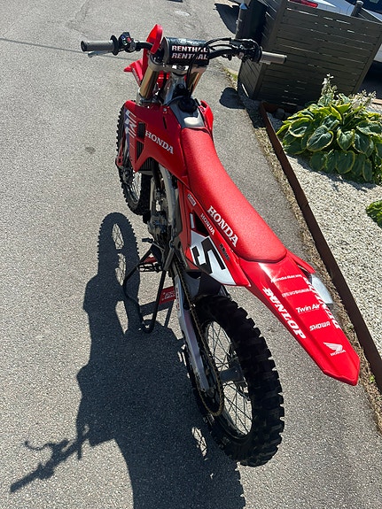 Honda CRF250R 3 of 9