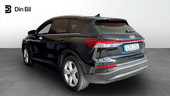 Audi Q4 e-tron 3 of 18