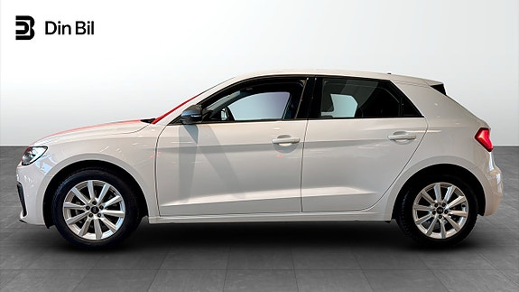 Audi A1 2 of 5