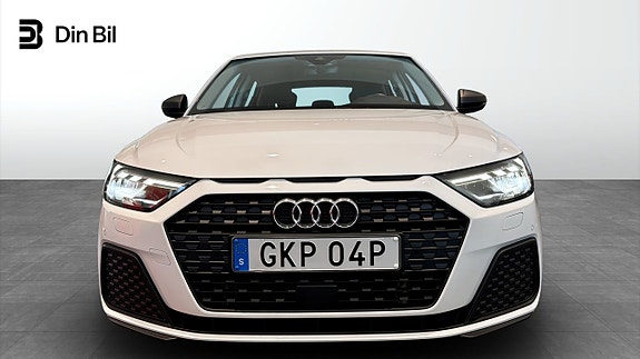 Audi A1 4 of 5