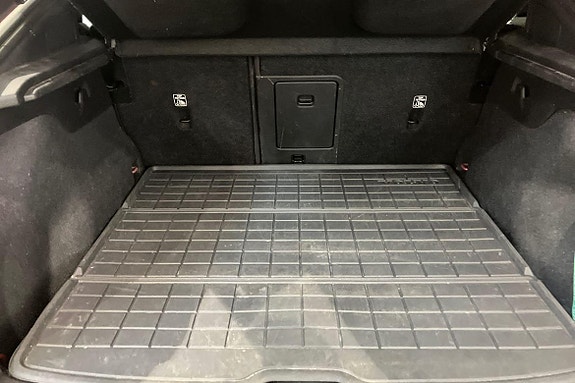 Volvo C40 13 of 22