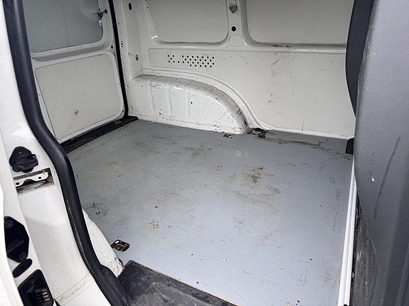 Volkswagen Caddy 6 of 7