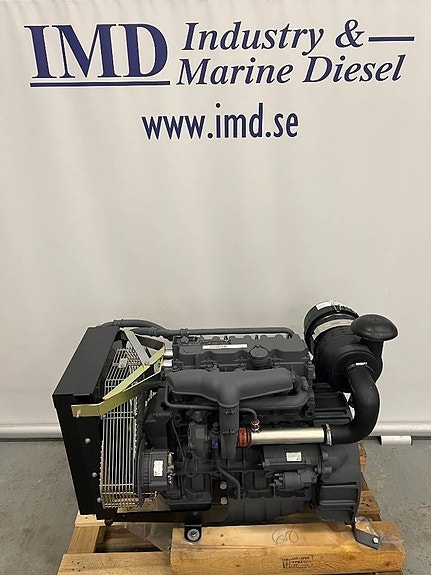 Deutz BF4M2011 2 of 5