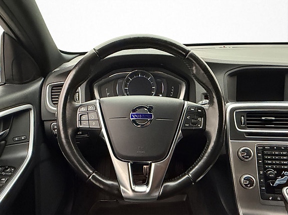 Volvo V60 21 of 29