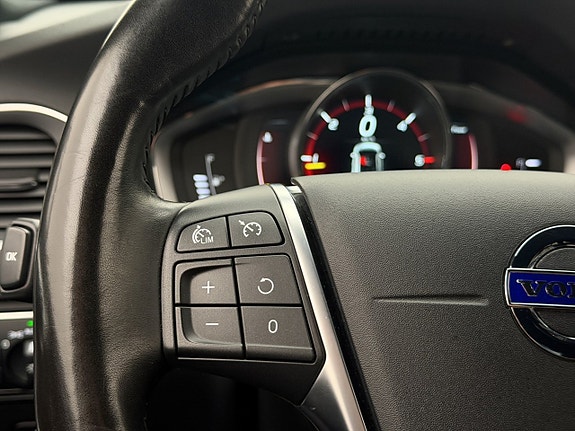 Volvo V60 27 of 29