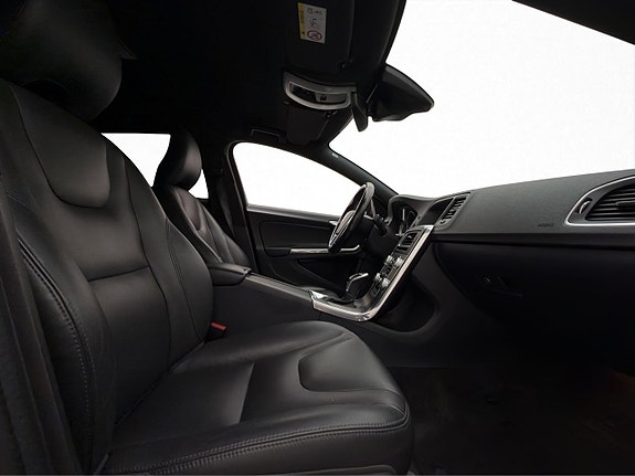 Volvo V60 14 of 29