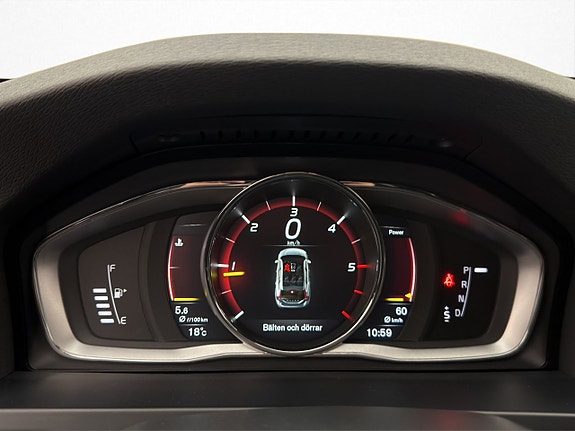 Volvo V60 22 of 29