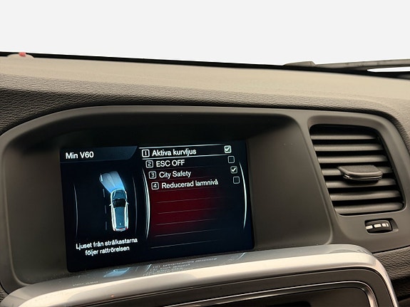 Volvo V60 26 of 29