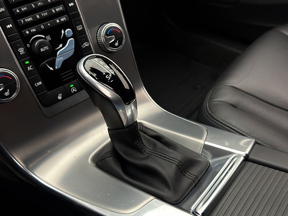Volvo V60 25 of 29