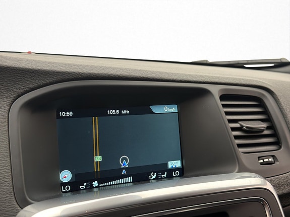 Volvo V60 20 of 29