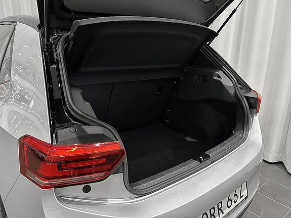 Volkswagen ID.3 4 of 5