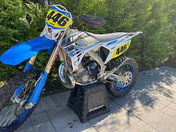 TM En 300 2T 3 of 5