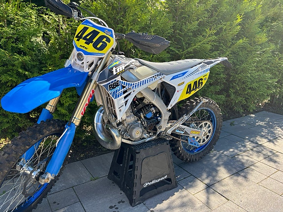 TM En 300 2T 4 of 5