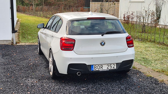 BMW 116d 4 of 5