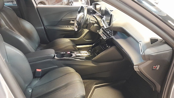 Peugeot 2008 9 of 10