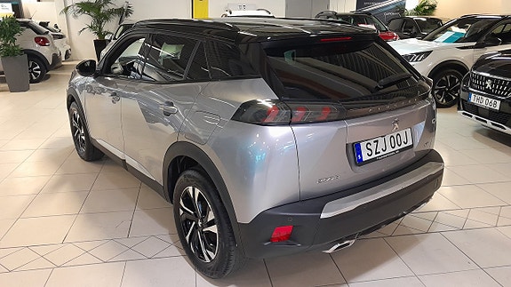 Peugeot 2008 4 of 5