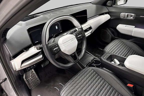 Kia EV4 25 of 27