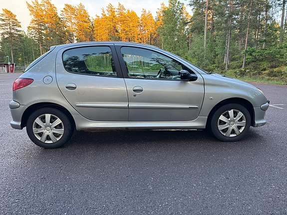 Peugeot 206 4 of 5