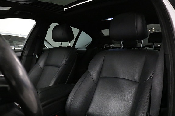 BMW 520d 13 of 30