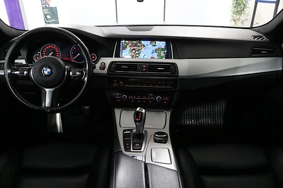 BMW 520d 18 of 30