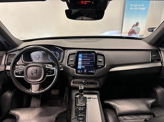 Volvo XC90 17 of 29