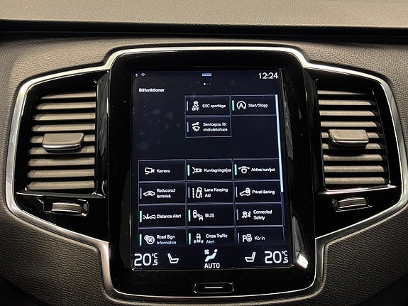 Volvo XC90 25 of 29