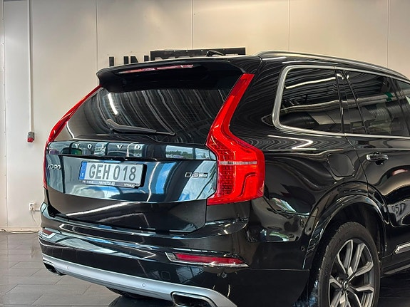 Volvo XC90 7 of 29