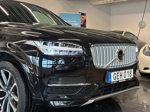 Volvo XC90 5 of 29