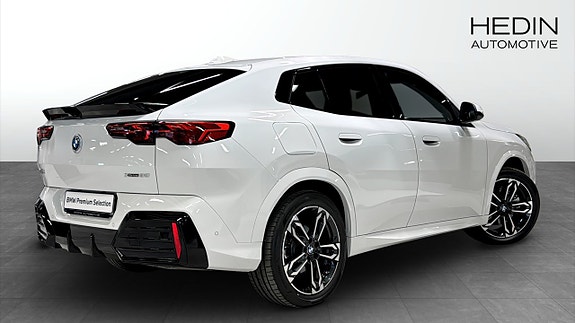 BMW iX2 2 of 5