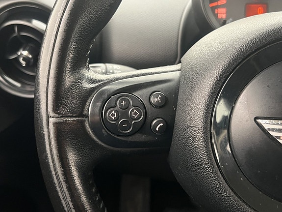 MINI Countryman Cooper 11 of 25