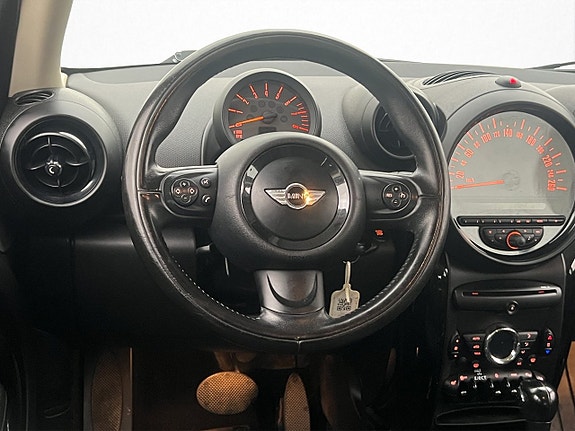MINI Countryman Cooper 13 of 25