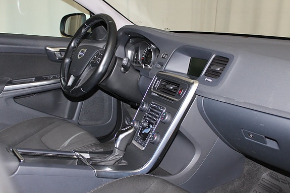 Volvo V60 17 of 26