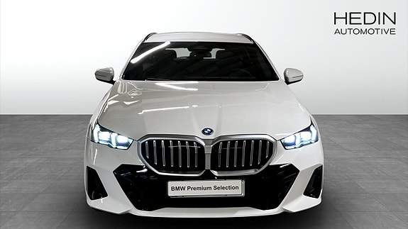 BMW 530e 8 of 9