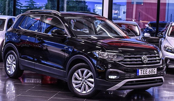 Volkswagen T-Cross 2 of 5