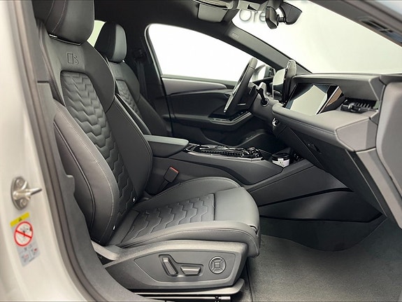 Audi A6 14 of 16