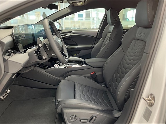 Audi A6 12 of 16