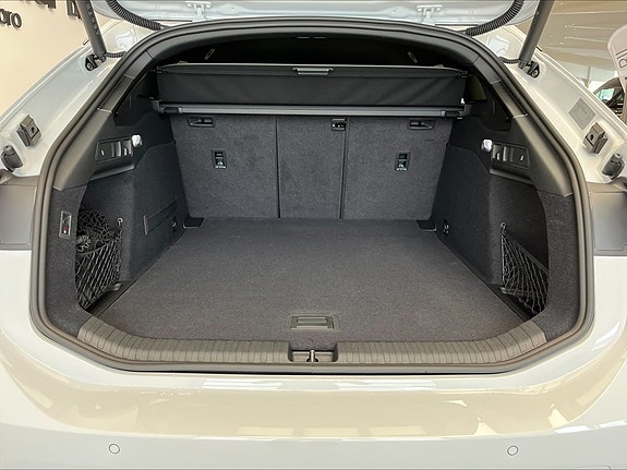 Audi A6 8 of 16