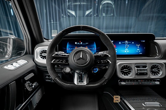Mercedes-Benz G63 21 of 26